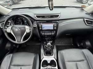 Nissan X-Trail 2015, 130 CP, Diesel, Manuală, 11.999 EUR — miniatura 5