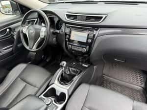 Nissan X-Trail 2015, 130 CP, Diesel, Manuală, 11.999 EUR — miniatura 6
