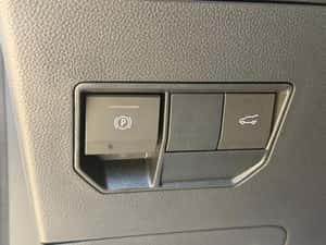 Dacia Bigster Manuală 140 HP Benzină — miniatura 5