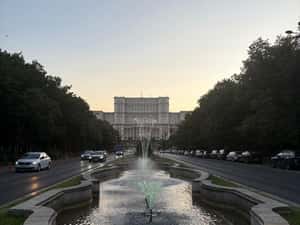 Proprietar închiriez apart Bd Unirii Fântâni — miniatura 2