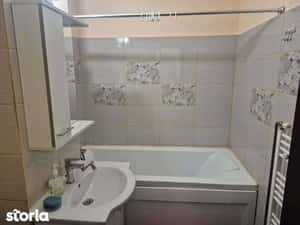 Inchiriez apartament 2 camere decomandat — miniatura 6
