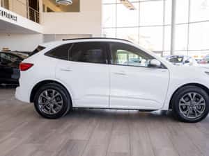 Ford Kuga Semi-automată 225 HP - 116.626 km — miniatura 5