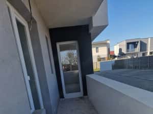 Apartament cu 2 camere balcon  si 2 locuri de parcare Giroc — miniatura 2