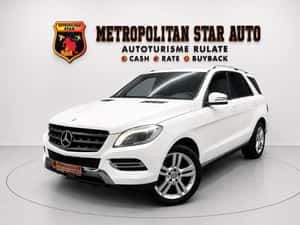 Mercedes-Benz ML 230 SUV 2013 — miniatura 1