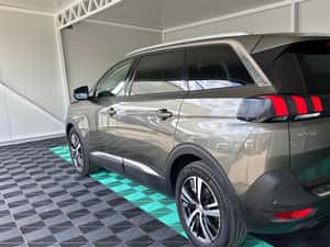 Peugeot 5008 1.6HDI 120cp Automata 186.000 km 2018 — miniatura 3