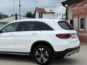 Mercedes-Benz GLC 200 2021 hibrid plug-in — miniatura 5