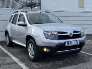Dacia Duster 1.5dci 4x4 Unic Proprietar de nou doar 33.000 km — miniatura 2