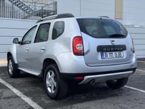 Dacia Duster 1.5dci 4x4 Unic Proprietar de nou doar 33.000 km — miniatura 4