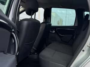 Dacia Duster 1.5dci 4x4 Unic Proprietar de nou doar 33.000 km — miniatura 6