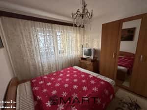 Apartament 3 camere zona Vasile Aaron — miniatura 3