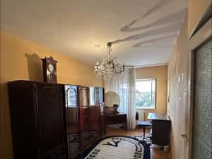 Apartament 3 camere zona Vasile Aaron — miniatura 4