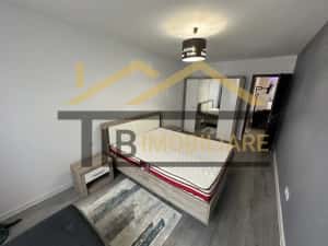 Apartament de 3 camere, 70mp, parcare, Zona Semi-Central — miniatura 8