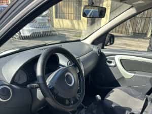 Dacia Logan 2012 motor 1.5 dci  modelul Laureat  cu Aer , geamuri — miniatura 7