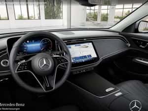 Mercedes-Benz E 220 Berlină, 22.979 km, Diesel — miniatura 7