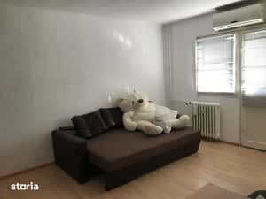 Garaoniera spatioasa de Inchiriat et 1 zona Rovine langa Scoala 35 — miniatura 4