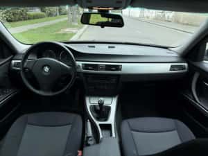 BMW 320I 2006 89.000 km Reali Cumparata de la Bavaria Propietar de Noua — miniatura 4