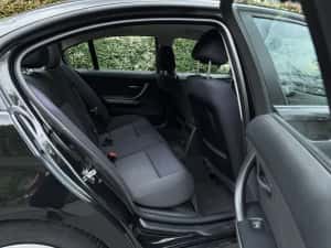 BMW 320I 2006 89.000 km Reali Cumparata de la Bavaria Propietar de Noua — miniatura 5