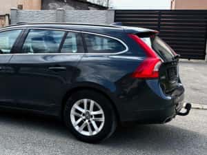 Volvo V60 * 200CP * Bord Digital * Distronic * Trapa * Xenon — miniatura 3