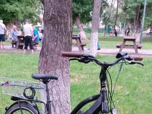 Bicicleta electrica ncm milano 48v cu incarcator si chei la baterie