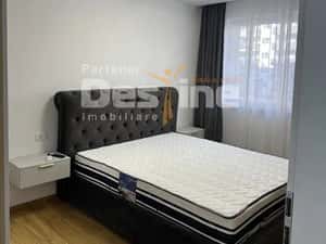 Studio 58 mp la etaj intermediar, cu balcon, situat in Urban Plaza - A — miniatura 2