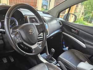 Suzuki S Cross, 2016 CONFORT +, 1.600cmc, 4x4, avariat — miniatura 5