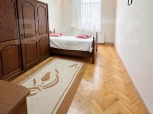 Apartament cu 3 camere, etajul 1, 80 mp, zona Ultracentral — miniatura 4