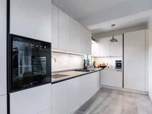 Bucatarie inchisa 16 mp! Pereti interiori caramida! Lift — miniatura 1