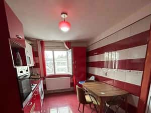 De vanzare apartament cu 2 camere, pret 63.000 euro — miniatura 4