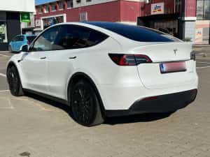 Tesla Model Y Long range 4x4 TVA deductibil — miniatura 4
