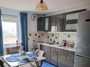 Apartament 2 camere, 57 mp, renovat, zona Tarnaveni — miniatura 3
