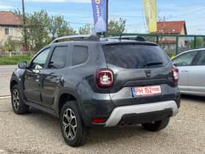 Dacia Duster 4x4 din 07/2020, 115 cp, 15.600 EUR — miniatura 4