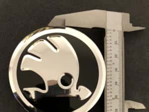 Emblema fata capota Skoda neagra black 80 90 mm Octavia Fabia Superb — miniatura 5