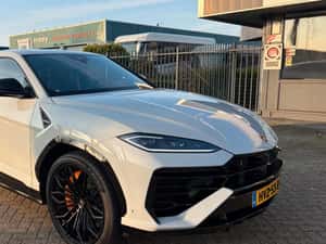 Vând Lamborghini Urus, 2025, 9.700 km, hibrid — miniatura 2