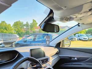 Peugeot 3008 SUV, 42.000 km, 2018, Manuală, 15.550 EUR — miniatura 2