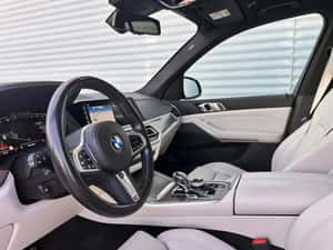BMW X5 xDrive40i — miniatura 6