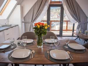 Yael Luxury apartments Bușteni — miniatura 6