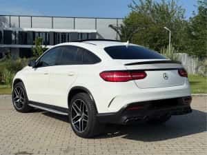 GLE Coupe .. 2019 ..  Pachet 63 AMG .. 92000 km .. unic proprietar — miniatura 4