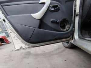 Contact cu cheie Dacia Logan 2011 1.2 16V MT (75 hp) — miniatura 10