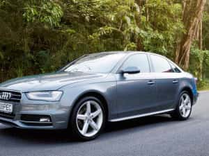 audi a 4 an 2014 — miniatura 1