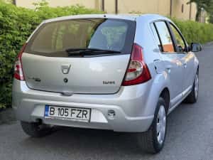 Dacia Sandero 1.4 MPI 2008 120.000Km — miniatura 4