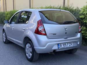 Dacia Sandero 1.4 MPI 2008 120.000Km — miniatura 5