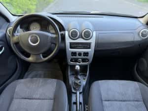 Dacia Sandero 1.4 MPI 2008 120.000Km — miniatura 6