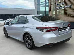TOYOTA CAMRY EXCLUSIVE 2.5 HYBRID / Car no 102 — miniatura 7