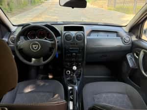 Dacia Duster Diesel 4x4 2015 — miniatura 8