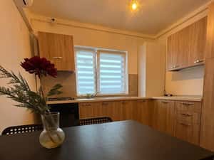 Apartament superb mobilat utilat cu centrala langa metrou Berceni — miniatura 4