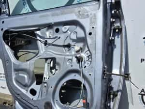 Portiera usa gri stanga spate Opel Vectra C — miniatura 6