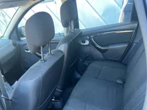 Dacia Duster 1.6 benzina 2011 euro5 — miniatura 8