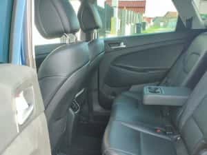 Hyundai Tucson2.0d4x4 — miniatura 7