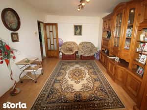 Vând apartament 4 camere în Hunedoara, Micro1-Bd. Libertății, 103mp... — miniatura 4