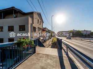 Apartament tip casă | 3 camere & curte | zona Colegiului Moise Nicoară — miniatura 1